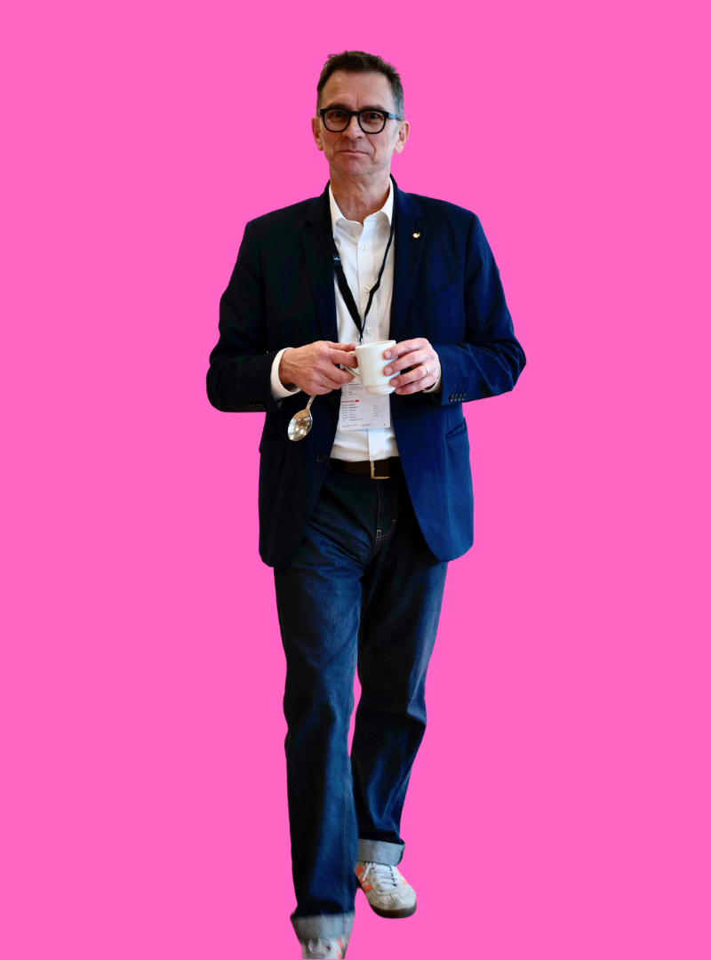 Michael Gliss Blog 8 walking in pink